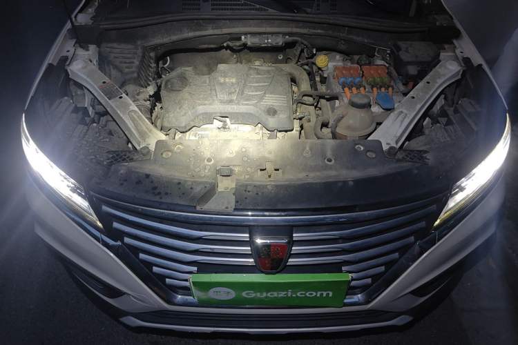 Used Roewe RX5 New Energy 2017 eRX5 50T Hybrid Connected Prestige Flagship Edition Engine Bay