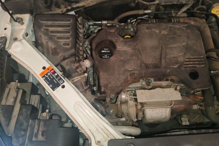 Used Roewe RX5 New Energy 2017 eRX5 50T Hybrid Connected Prestige Flagship Edition Engine Bay Right
