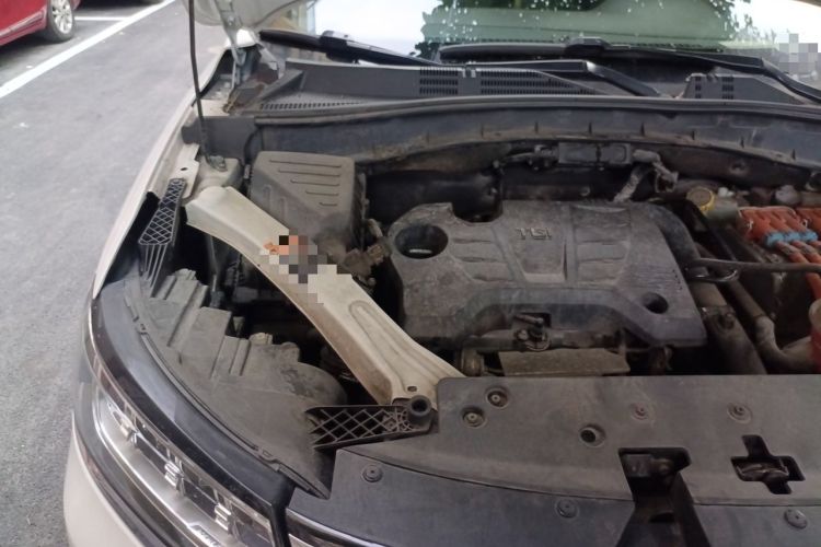 Used Roewe RX5 New Energy 2017 eRX5 50T Hybrid Connected Prestige Flagship Edition Engine Bay Right