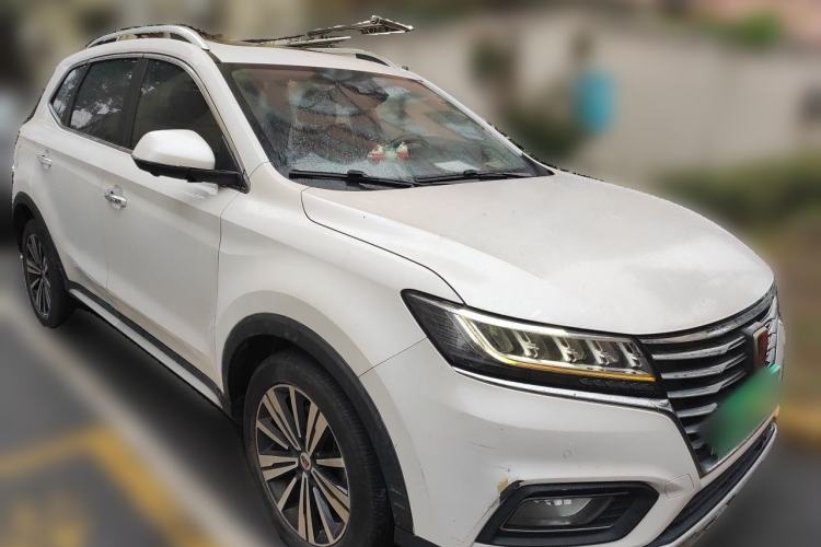 Used Roewe RX5 New Energy 2017 eRX5 50T Hybrid Connected Prestige Flagship Edition Front Right 45 Deg