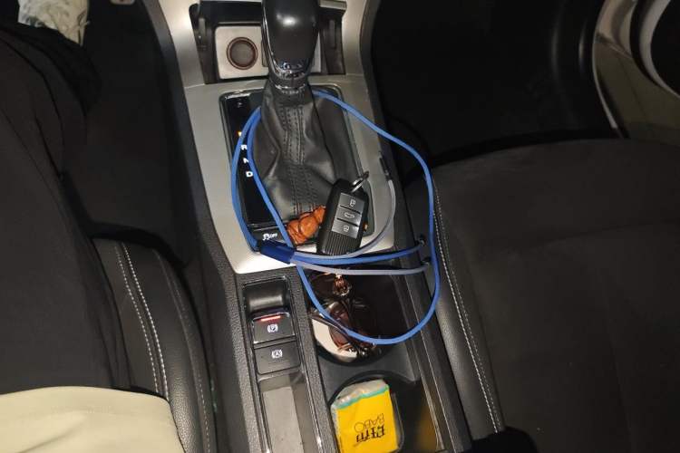 Used Roewe RX5 New Energy 2017 eRX5 50T Hybrid Connected Prestige Flagship Edition Gear Lever