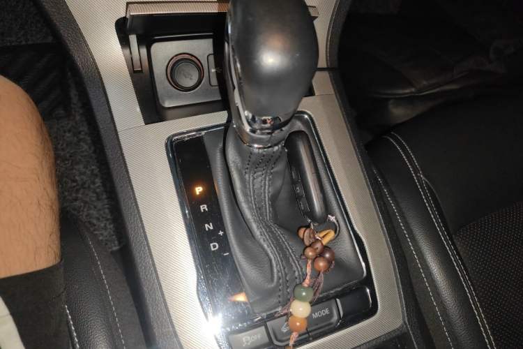 Used Roewe RX5 New Energy 2017 eRX5 50T Hybrid Connected Prestige Flagship Edition Gear Lever