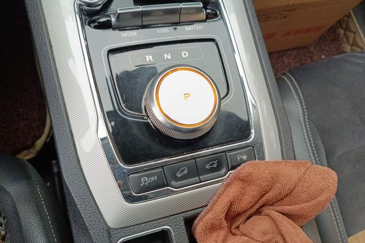 Used Roewe RX5 New Energy 2017 ERX5 EV400 Electric Internet Supreme Edition Gear Lever