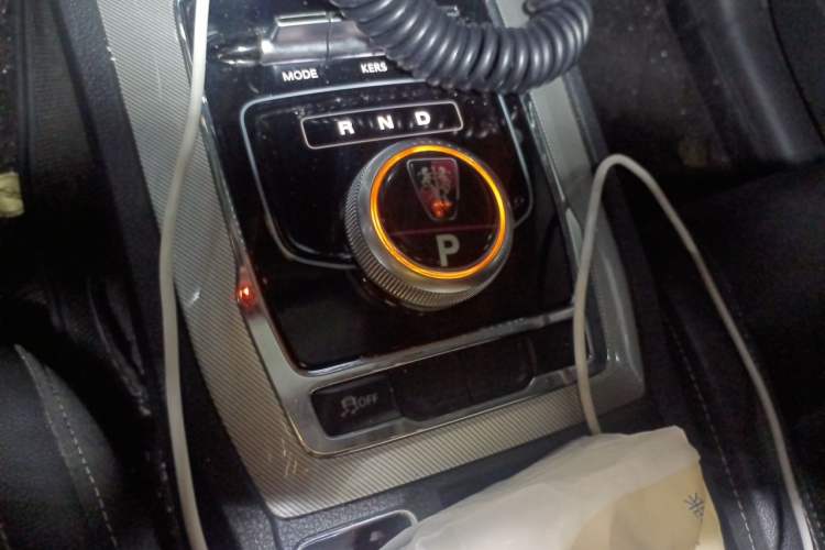 Used Roewe RX5 New Energy 2017 ERX5 EV400 Electric Internet Luxury Edition Gear Lever