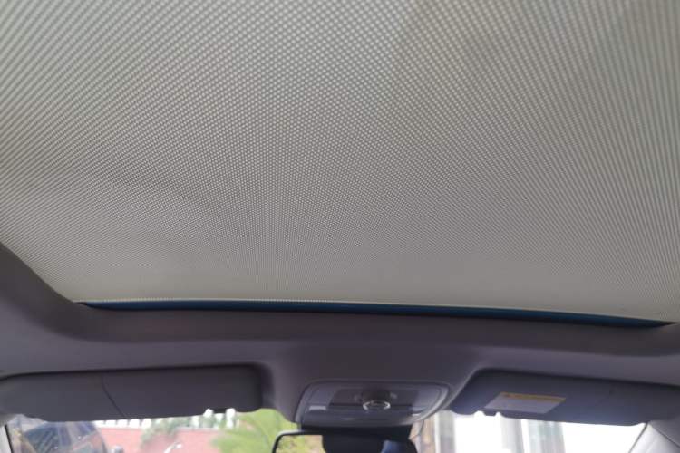 Used Roewe RX5 New Energy 2017 eRX5 50T Hybrid Connected Prestige Flagship Edition Headliner