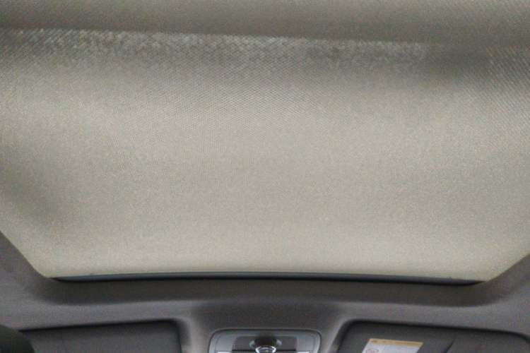 Used Roewe RX5 New Energy 2017 eRX5 50T Hybrid Connected Prestige Flagship Edition Headliner