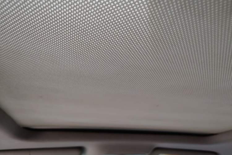 Used Roewe RX5 New Energy 2017 eRX5 50T Hybrid Connected Prestige Flagship Edition Headliner