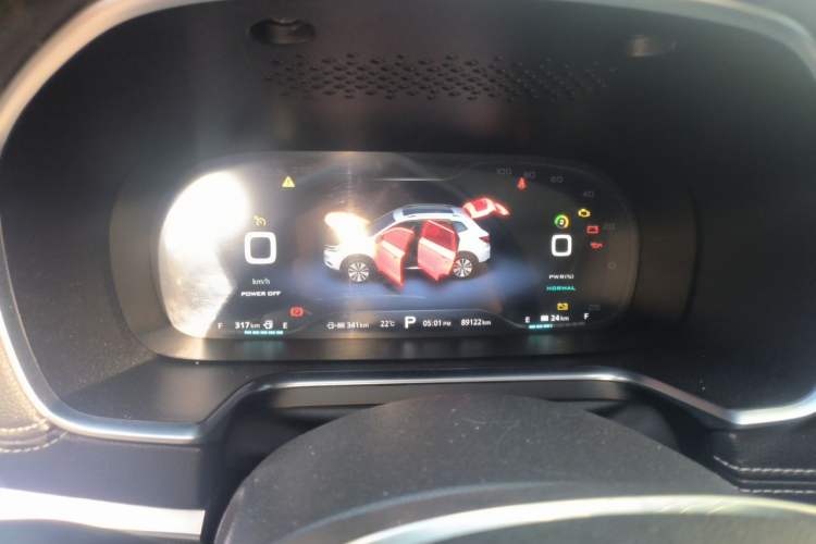 Used Roewe RX5 New Energy 2017 eRX5 50T Hybrid Connected Prestige Flagship Edition Instrument Cluster