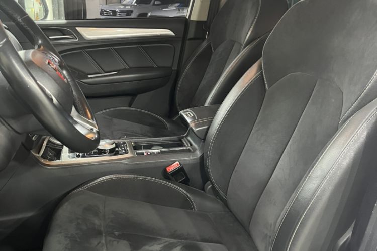 Used Roewe RX5 New Energy 2017 ERX5 EV400 Electric Internet Supreme Edition Interior 2