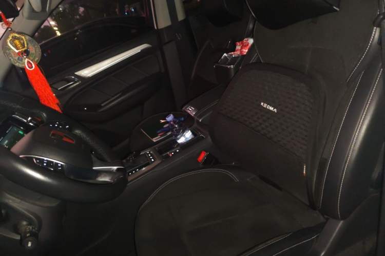 Used Roewe RX5 New Energy 2017 eRX5 50T Hybrid Connected Prestige Flagship Edition Left Front Seat