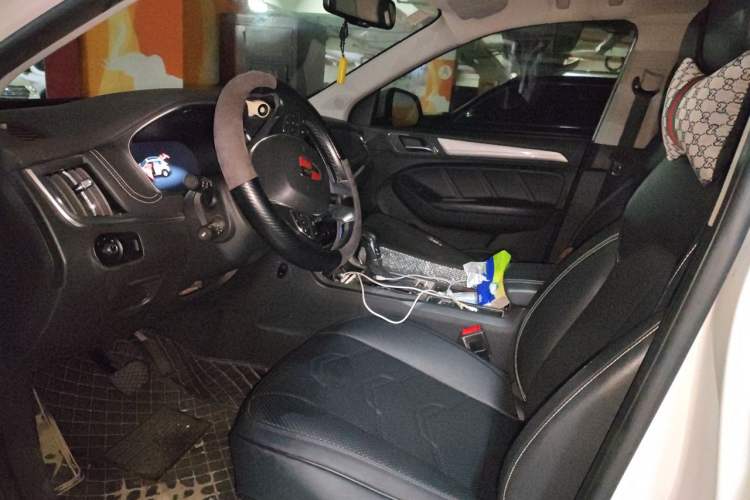 Used Roewe RX5 New Energy 2017 eRX5 50T Hybrid Connected Prestige Flagship Edition Left Front Seat