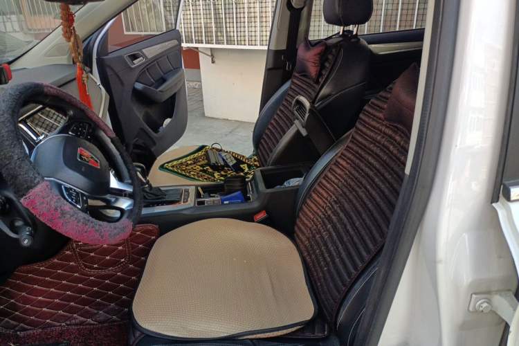 Used Roewe RX5 New Energy 2017 eRX5 50T Hybrid Connected Prestige Flagship Edition Left Front Seat