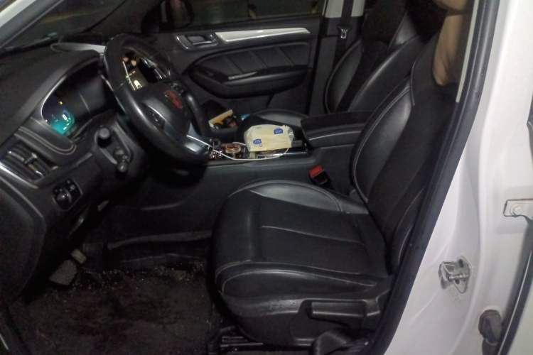 Used Roewe RX5 New Energy 2017 ERX5 EV400 Electric Internet Luxury Edition Left Front Seat
