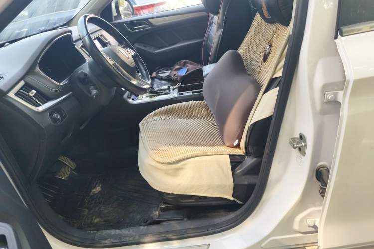 Used Roewe RX5 New Energy 2017 eRX5 50T Hybrid Connected Prestige Flagship Edition Left Front Seat