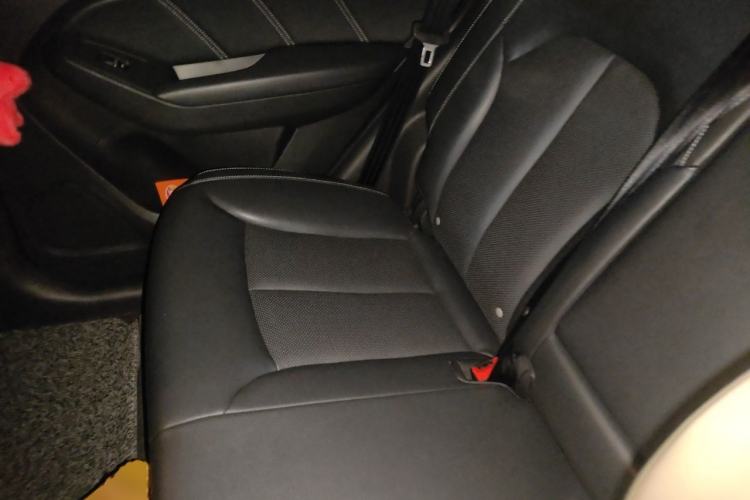 Used Roewe RX5 New Energy 2017 eRX5 50T Hybrid Connected Prestige Flagship Edition Left Rear Seat