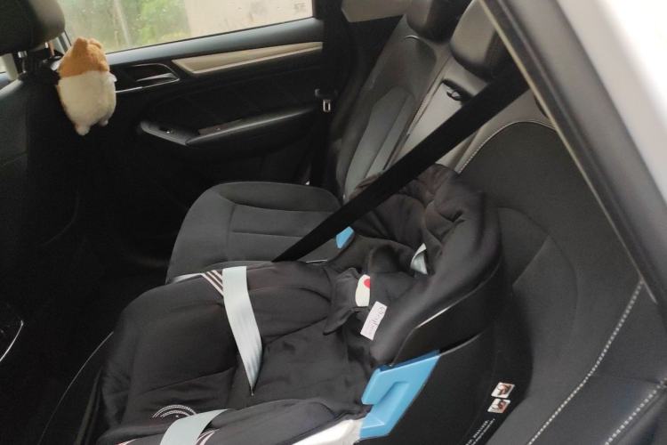 Used Roewe RX5 New Energy 2017 eRX5 50T Hybrid Connected Prestige Flagship Edition Left Rear Seat
