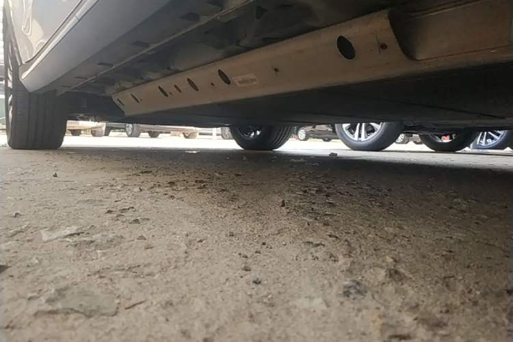 Used Roewe RX5 New Energy 2017 ERX5 EV400 Electric Internet Flagship Edition Left Side Sill