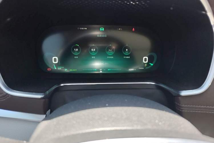 Used Roewe RX5 New Energy 2017 ERX5 EV400 Electric Internet Supreme Edition Odometer Close Up