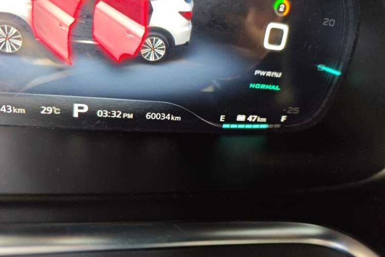 Used Roewe RX5 New Energy 2017 eRX5 50T Hybrid Connected Prestige Flagship Edition Odometer Close Up