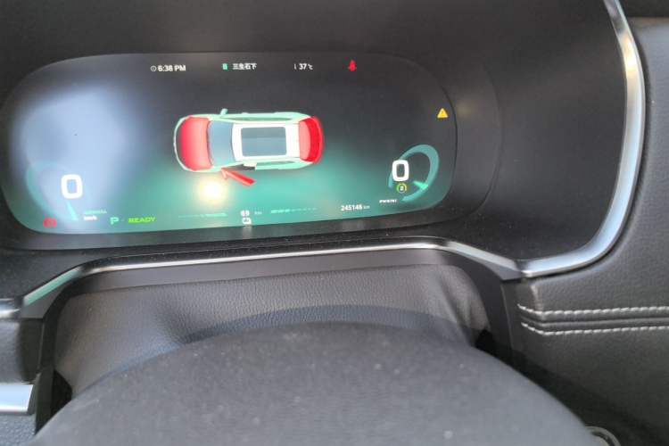 Used Roewe RX5 New Energy 2017 ERX5 EV400 Electric Internet Luxury Edition Odometer Close Up