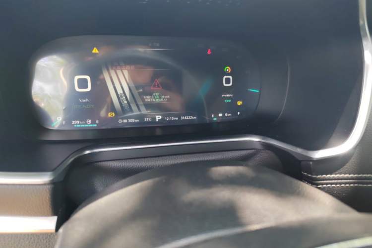 Used Roewe RX5 New Energy 2017 eRX5 50T Hybrid Connected Prestige Flagship Edition Odometer Close Up