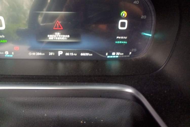 Used Roewe RX5 New Energy 2017 eRX5 50T Hybrid Connected Prestige Flagship Edition Odometer Close Up