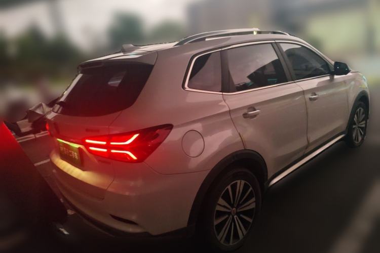 Used Roewe RX5 New Energy 2017 eRX5 50T Hybrid Connected Prestige Flagship Edition Rear Right 45 Deg