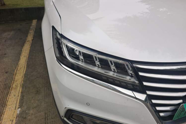 Used Roewe RX5 New Energy 2017 eRX5 50T Hybrid Connected Prestige Flagship Edition Right Front Headlight