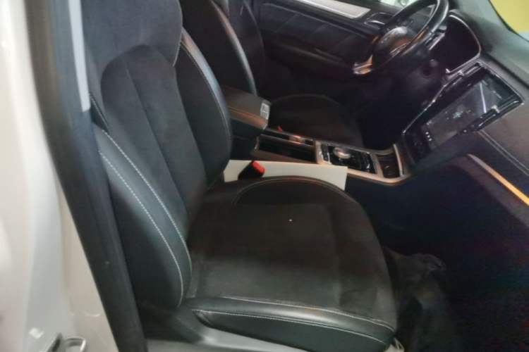 Used Roewe RX5 New Energy 2017 ERX5 EV400 Electric Internet Supreme Edition Right Front Seat