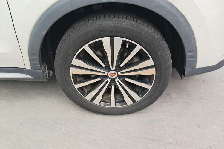Used Roewe RX5 New Energy 2017 ERX5 EV400 Electric Internet Flagship Edition Right Front Wheel Hub