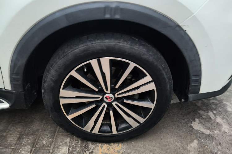 Used Roewe RX5 New Energy 2017 eRX5 50T Hybrid Connected Prestige Flagship Edition Right Front Wheel Hub