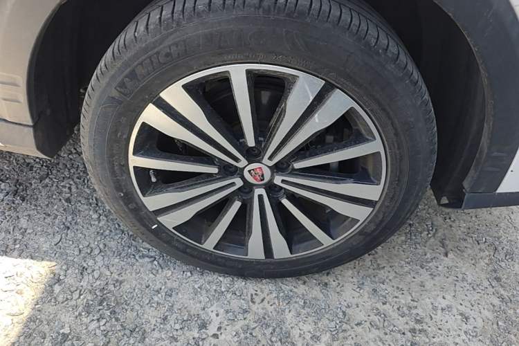Used Roewe RX5 New Energy 2017 ERX5 EV400 Electric Internet Supreme Edition Right Front Wheel Hub