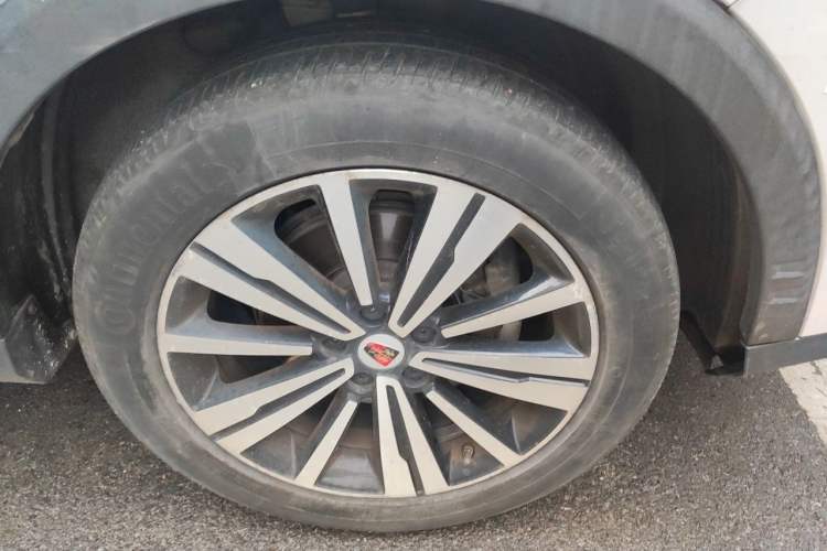 Used Roewe RX5 New Energy 2017 eRX5 50T Hybrid Connected Prestige Flagship Edition Right Front Wheel Hub