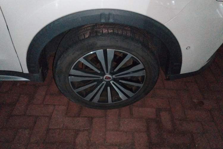 Used Roewe RX5 New Energy 2017 ERX5 EV400 Electric Internet Supreme Edition Right Front Wheel Hub