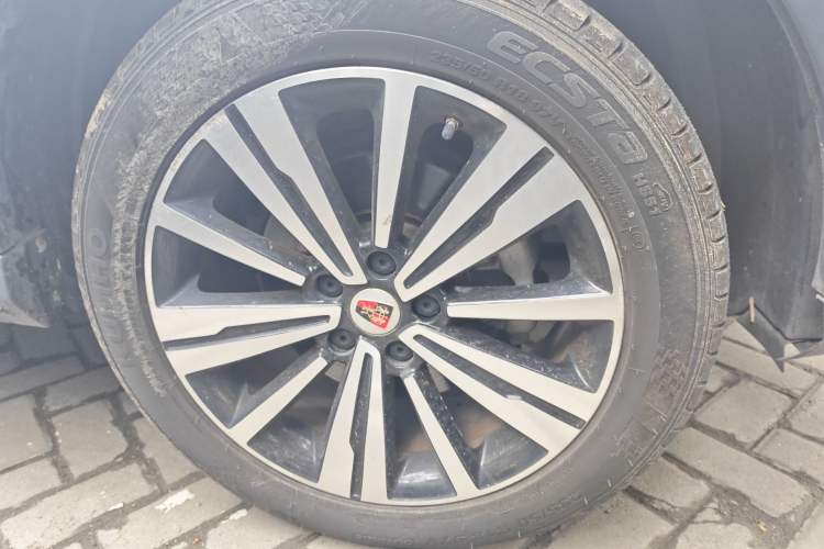 Used Roewe RX5 New Energy 2017 eRX5 50T Hybrid Connected Prestige Flagship Edition Right Front Wheel Hub