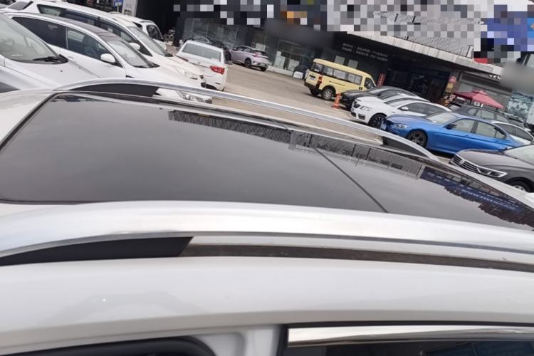 Used Roewe RX5 New Energy 2017 eRX5 50T Hybrid Connected Prestige Flagship Edition Roof