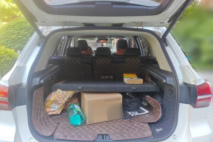 Used Roewe RX5 New Energy 2017 eRX5 50T Hybrid Connected Prestige Flagship Edition Trunk