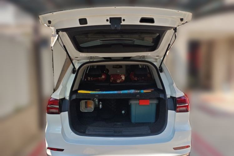 Used Roewe RX5 New Energy 2017 eRX5 50T Hybrid Connected Prestige Flagship Edition Trunk