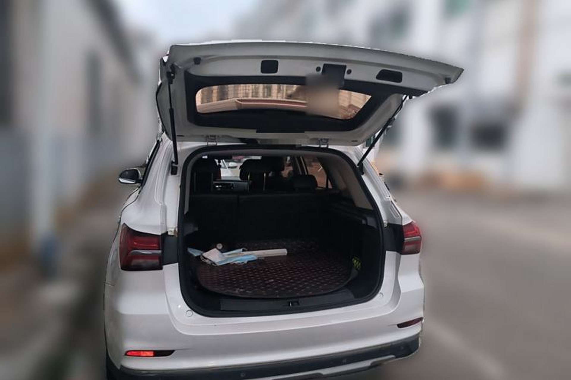 Used Roewe RX5 New Energy 2017 eRX5 50T Hybrid Connected Prestige Flagship Edition Trunk
