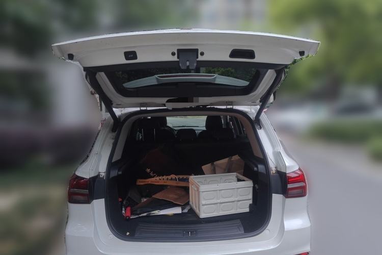 Used Roewe RX5 New Energy 2017 eRX5 50T Hybrid Connected Prestige Flagship Edition Trunk