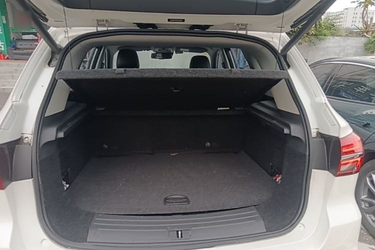 Used Roewe RX5 New Energy 2017 eRX5 50T Hybrid Connected Prestige Flagship Edition Trunk