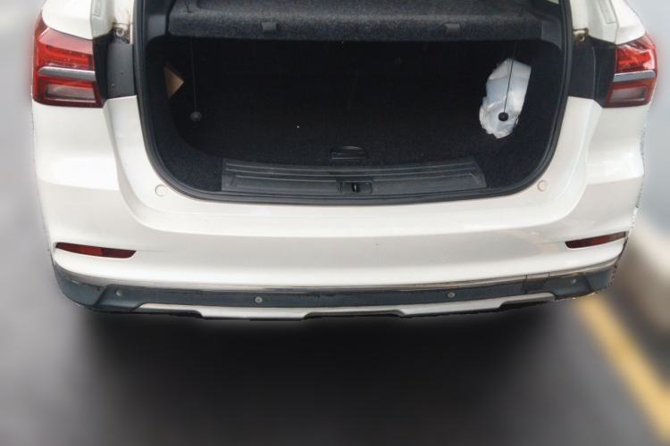 Used Roewe RX5 New Energy 2017 eRX5 50T Hybrid Connected Prestige Flagship Edition Trunk