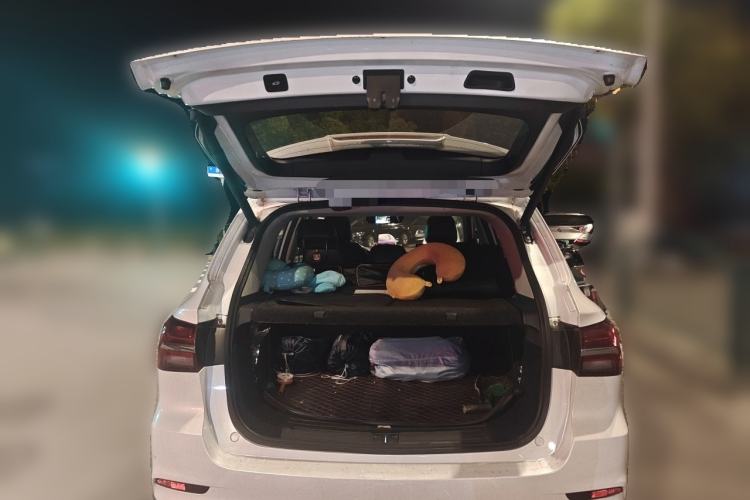 Used Roewe RX5 New Energy 2017 eRX5 50T Hybrid Connected Prestige Flagship Edition Trunk