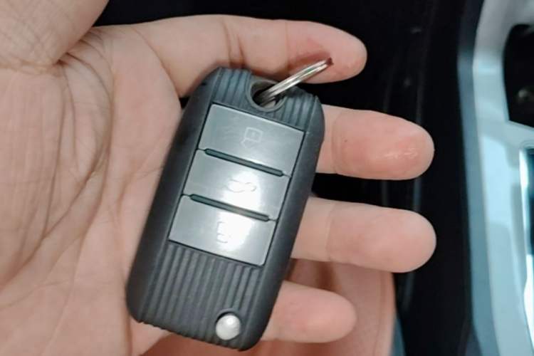 Used Roewe RX5 New Energy 2017 eRX5 50T Hybrid Connected Prestige Flagship Edition Vehicle Key