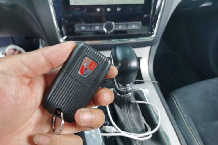 Used Roewe RX5 New Energy 2017 eRX5 50T Hybrid Connected Prestige Flagship Edition Vehicle Key