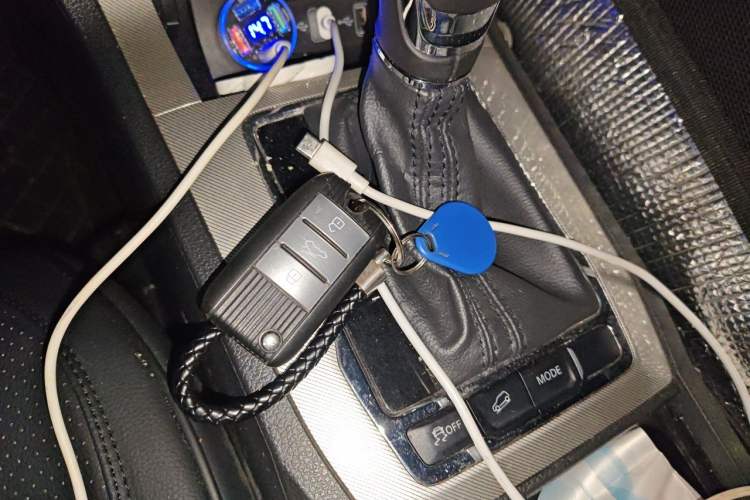 Used Roewe RX5 New Energy 2017 eRX5 50T Hybrid Connected Prestige Flagship Edition Vehicle Key