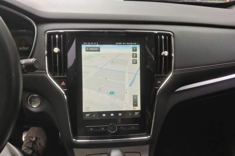 Used Roewe RX5 New Energy 2017 eRX5 50T Hybrid Connected Prestige Flagship Edition Audio And AC Panel