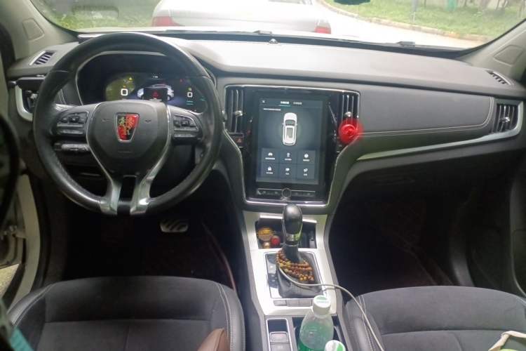 Used Roewe RX5 New Energy 2017 eRX5 50T Hybrid Connected Prestige Flagship Edition Center Console
