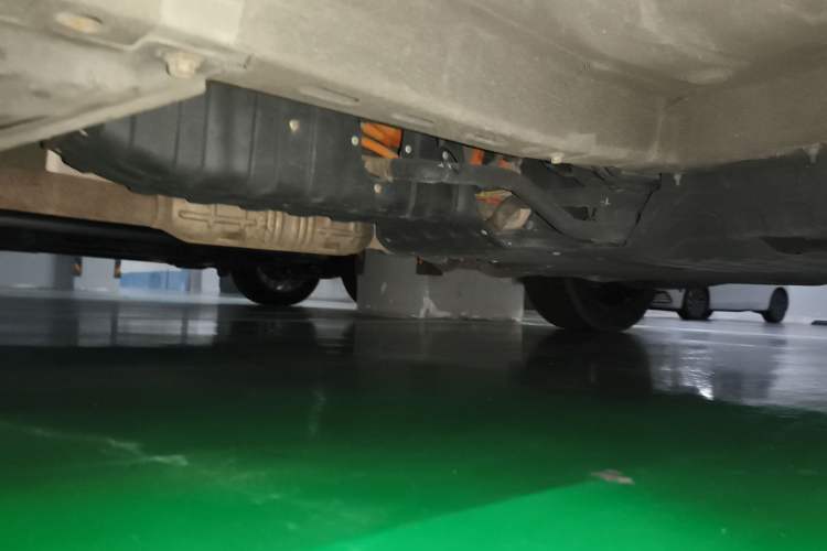 Used Roewe RX5 New Energy 2017 eRX5 50T Hybrid Connected Prestige Flagship Edition Chassis Front Left