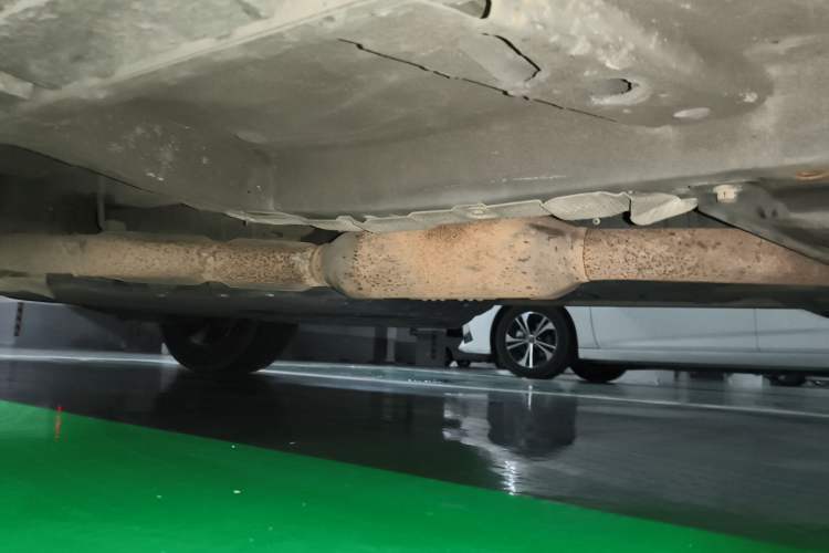 Used Roewe RX5 New Energy 2017 eRX5 50T Hybrid Connected Prestige Flagship Edition Chassis Front Right